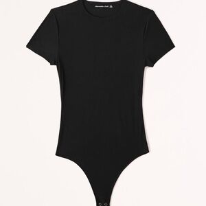 BlackShort-Sleeve Seamless Fabric Crew Bodysuit